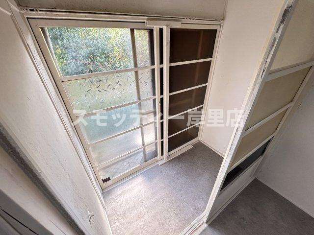 守口市アパートのバルコニー