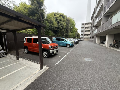 【駐車場】 | プレミアコンフォート高井戸