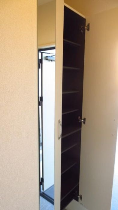 レクニルド春田の玄関|シューズボックスありの玄関です