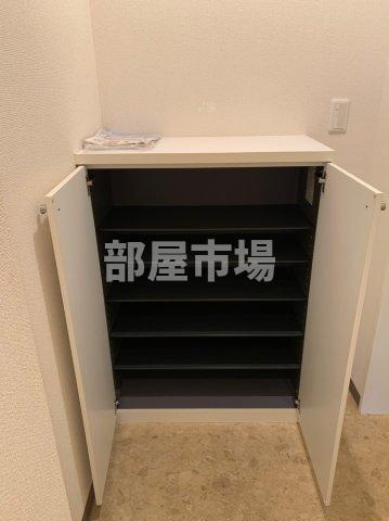 スパッツィオフォルテの玄関|シューズボックス
