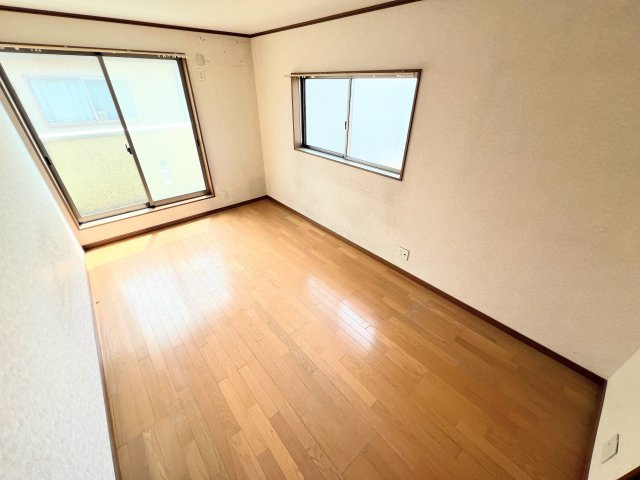 立川市一番町1丁目　中古戸建の洋室