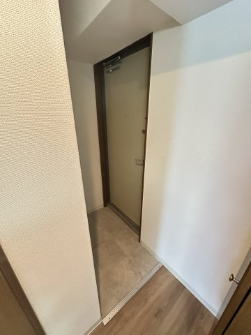 フォーシーズン北堀江の玄関