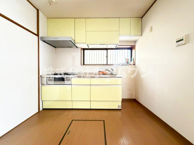 羽村市富士見平1丁目　中古戸建のキッチン