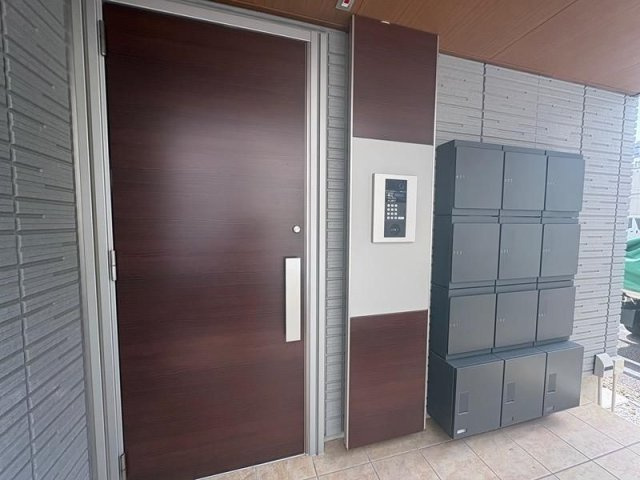 Pine Courtのエントランス
