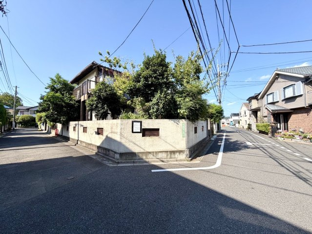 練馬区南大泉6丁目　南向き角地含む新築分譲地全2区画の前面道路含む現地写真