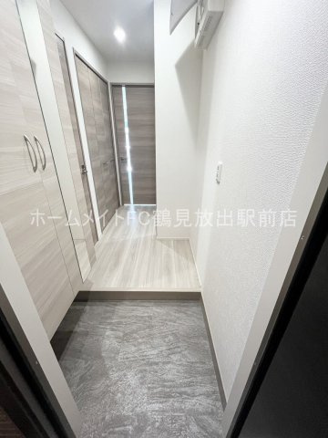 大阪市鶴見区横堤４丁目のアパートの玄関