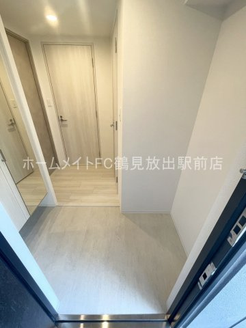 大阪市城東区中浜２丁目の賃貸マンションの玄関