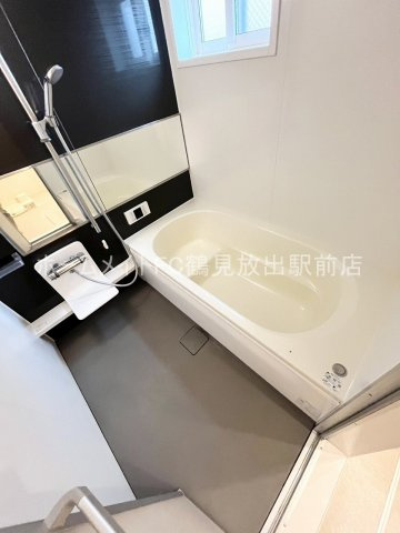東大阪市森河内東２丁目のハイツの浴室