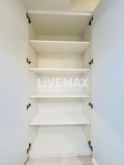 【収納】パークアクシス　新宿百人町