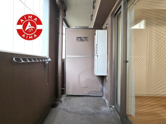 クレアランドマークのバルコニー|開放感があり、遮るものもなく気持ちのいい景色が広がります。お部屋にも爽やかな風と暖かく柔らかな日差しが差し込み、毎日の暮らしを豊かに彩ります。