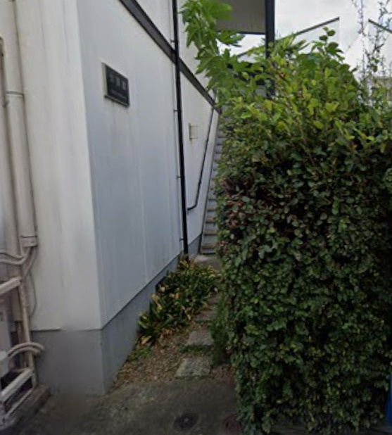 大原館のエントランス