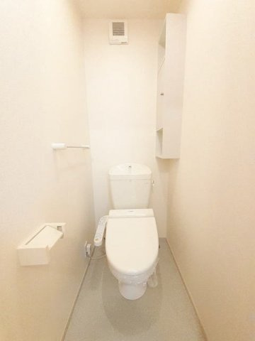 ミルト・ヴィラのトイレ|ゆったりとした空間のトイレです