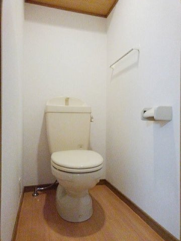 メゾンクレールのトイレ|コンパクトで使いやすいトイレです