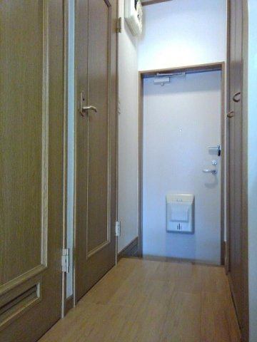 メゾンクレールの玄関|毎日通る玄関はこちらです