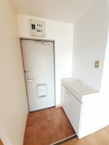 ハイツ９０の玄関|シンプルで使いやすい玄関です