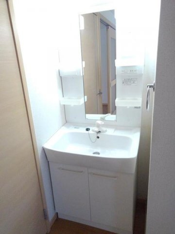 スカイハイツ菊陽の洗面所|スペースが確保できる洗面所です