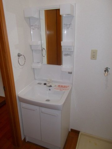 エステート永浦２の洗面所|忙しい朝には欠かせない洗面所です