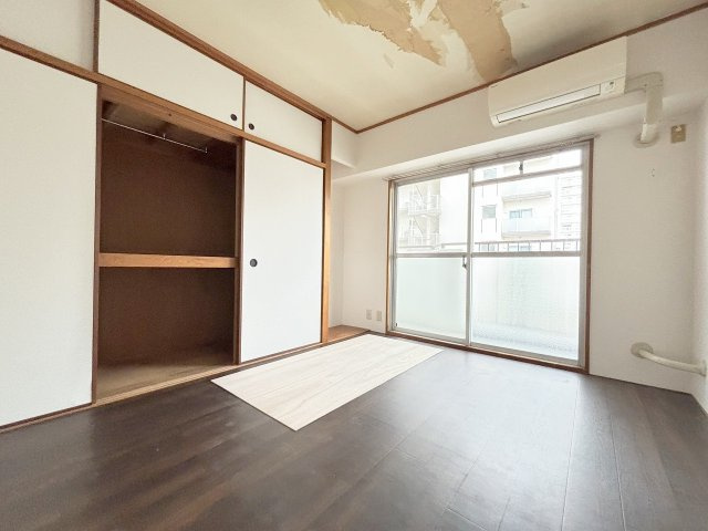 ライトハイツの洋室