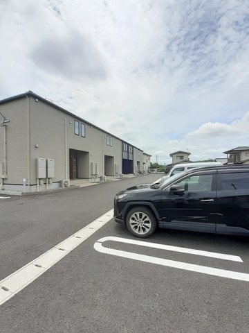 パライーソの駐車場|カースペースがあります