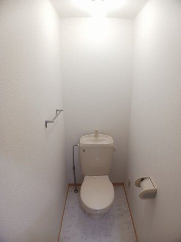 サンシャインハイツのトイレ|トイレもきれいです