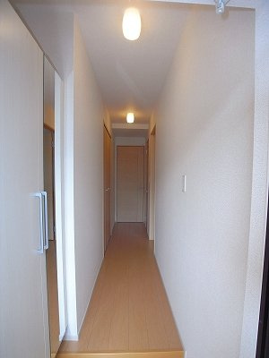 グリーンヒル六番館の玄関|玄関です