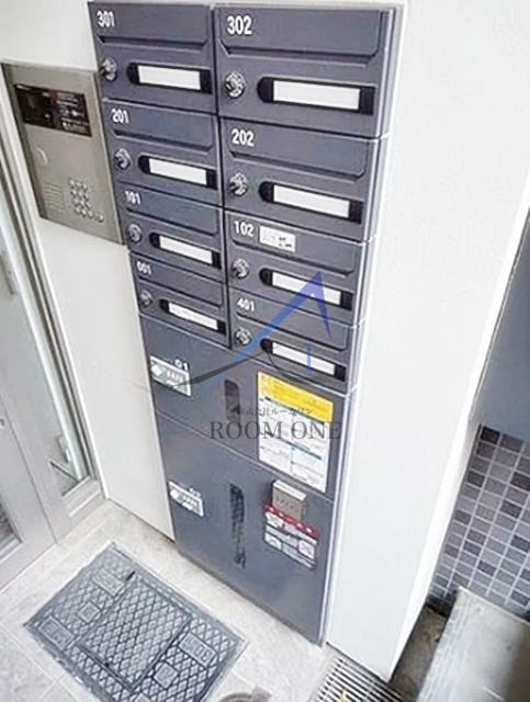 Ｍ’ｓ　清澄白河のその他共用部分|集合ポストと宅配ボックスです。
