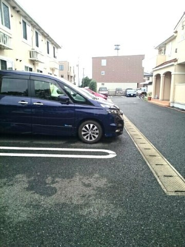 プライムスクエア　Ⅲの駐車場|駐車場に車を止められます