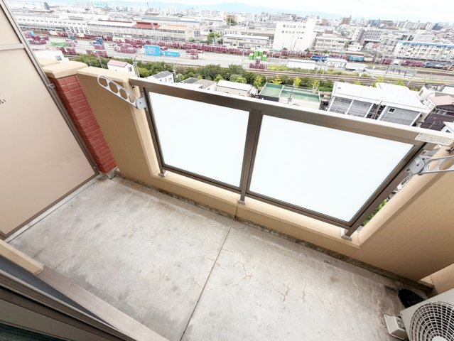 エールグラン吹田片山町のバルコニー
