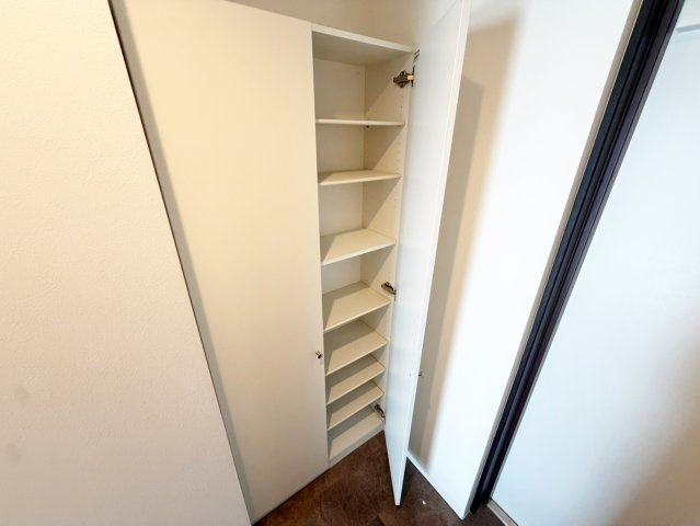 エールグラン吹田片山町の収納