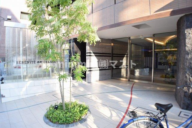大阪市西区立売堀１丁目の賃貸マンションのエントランス