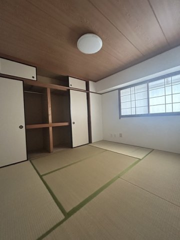 ユニーブル植田パークマンションの和室