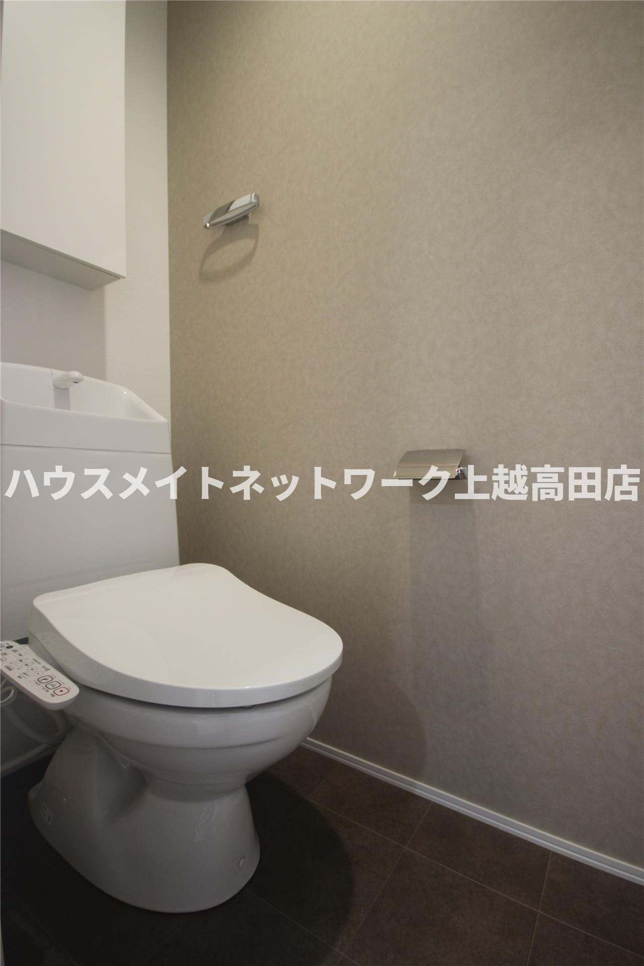 ユーソニアン上越・御殿山Ａのトイレ|温水洗浄暖房便座（参考同型タイプの室内写真）