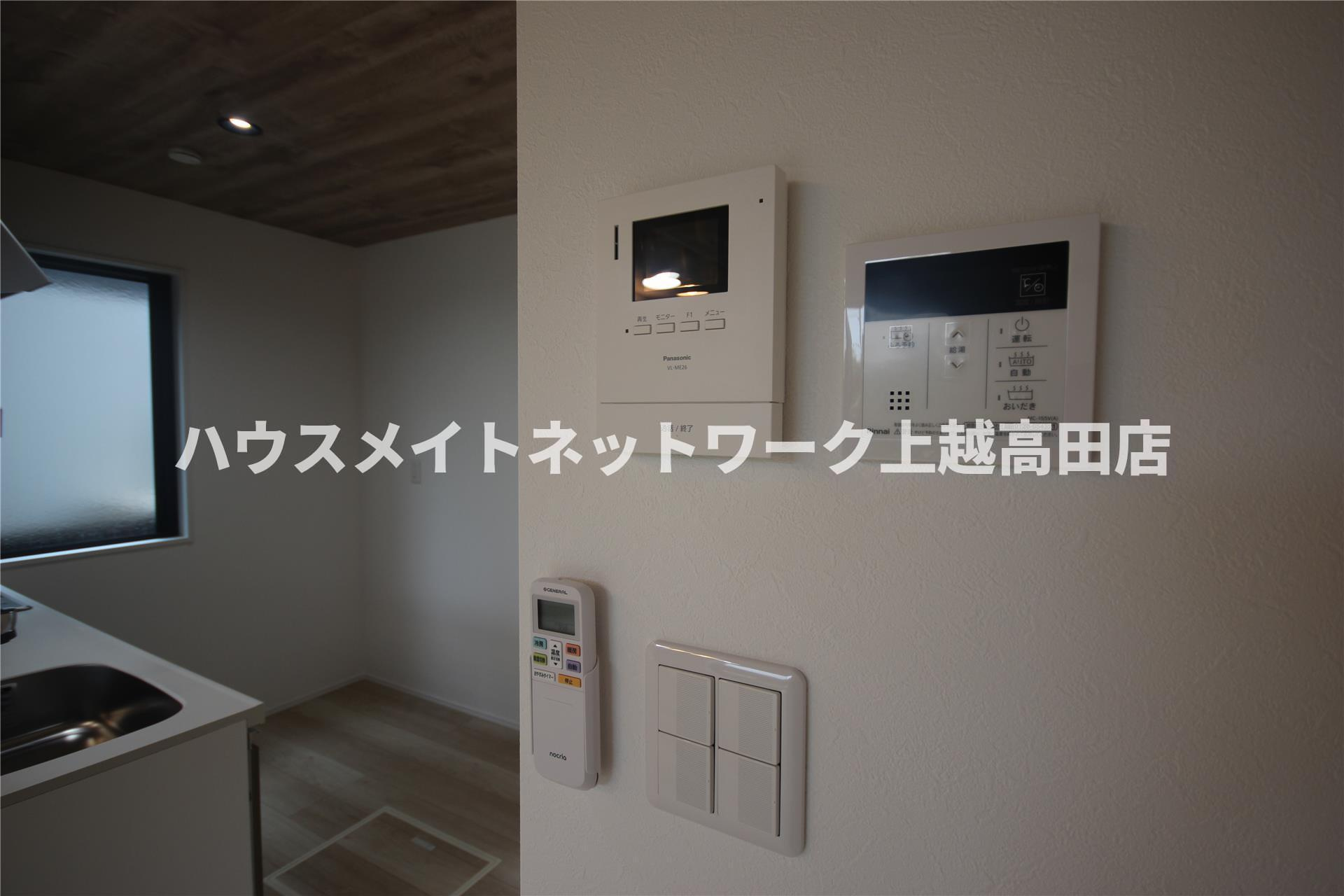 ユーソニアン上越・御殿山Ａのセキュリティ|モニターホン（参考同型タイプの室内写真）