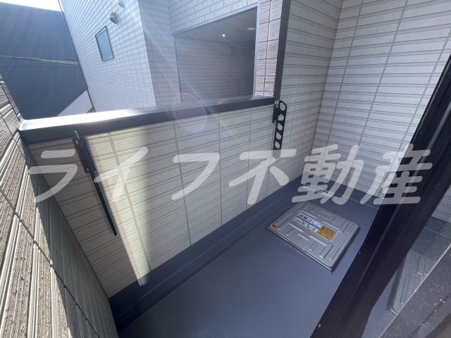 D porta Alegriaのバルコニー|暖かな日差しのふりそそぐバルコニー