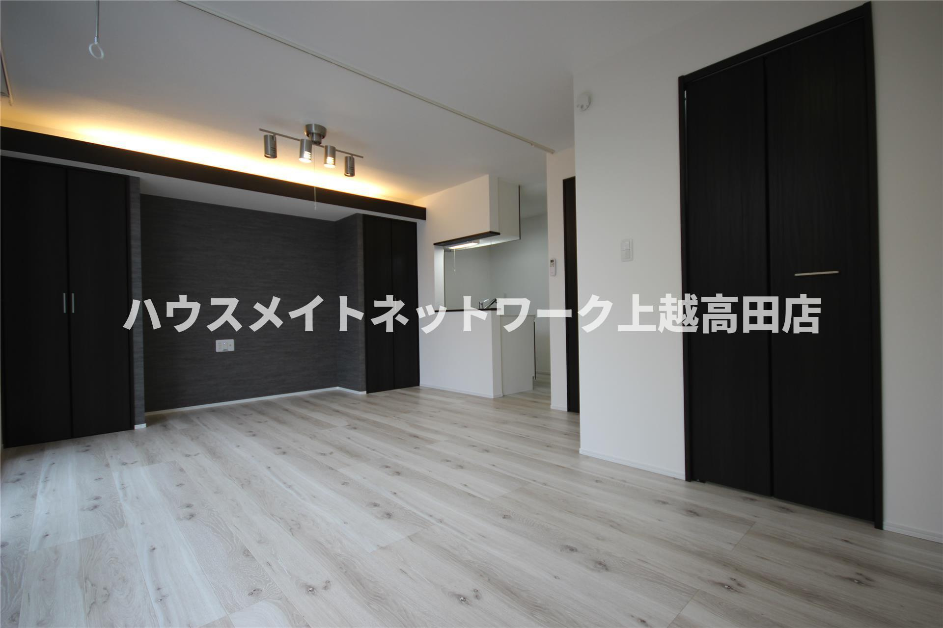 ユーソニアン上越・御殿山Ａの内装|ＬＤＫ16.4帖（参考同型タイプの室内写真）