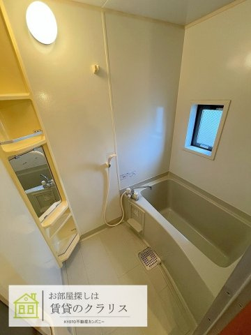 イーズコート桂Ⅱの浴室