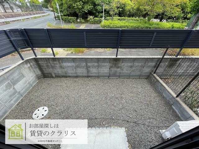 イーズコート桂Ⅱの庭