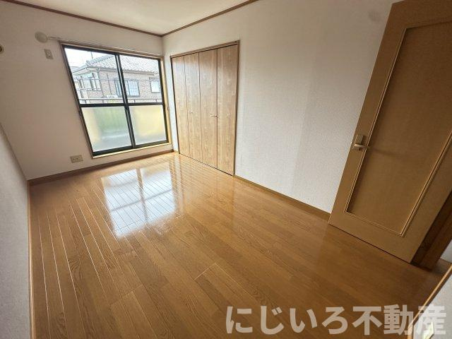 グリーンフィールド今岡Bの寝室