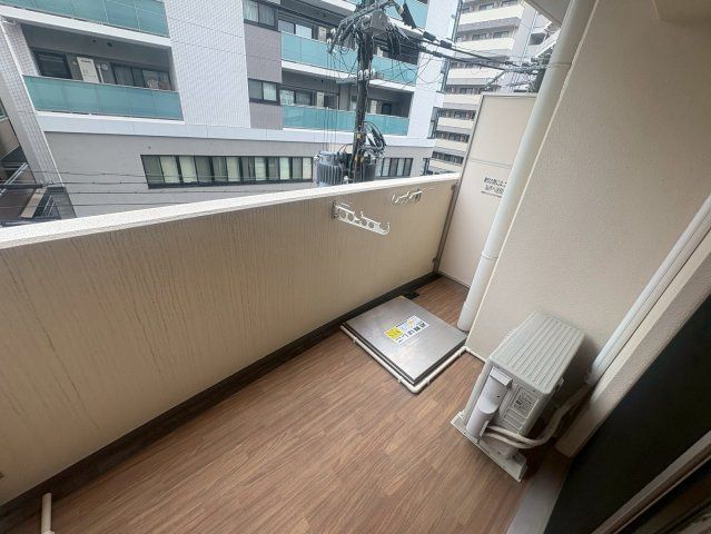 セレニテ江坂ルフレのバルコニー