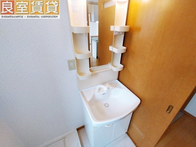 【洗面所】 | カーサ　オグリ