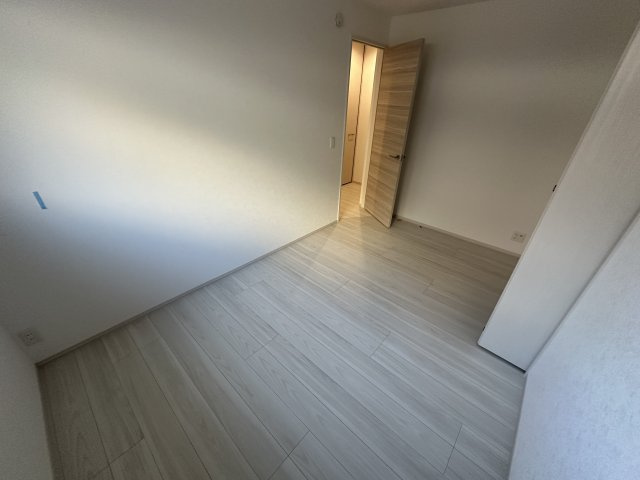 西宮市広田町のアパートの居間・リビング