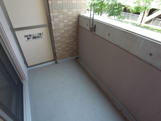 アクロス神戸住吉ステーションフロントのバルコニー