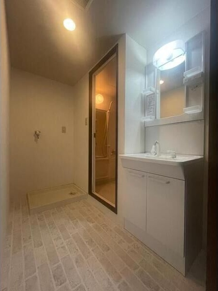 西宮市今津曙町の賃貸マンションの洗面所