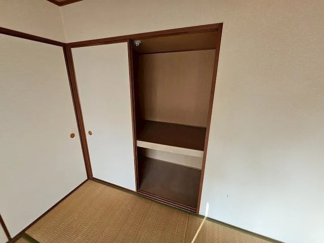 芦屋市浜町の賃貸マンションの収納
