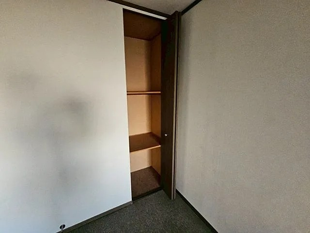 芦屋市浜町の賃貸マンションの収納