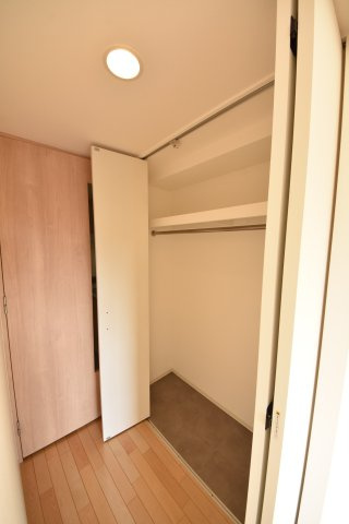 神戸市中央区花隈町の賃貸マンションの収納