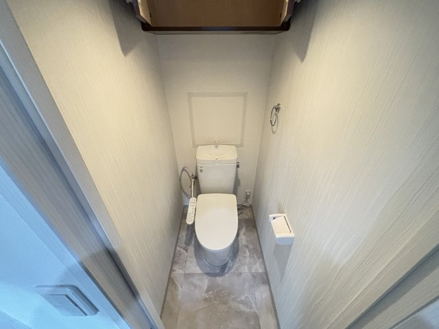 西宮市神垣町の賃貸マンションのトイレ