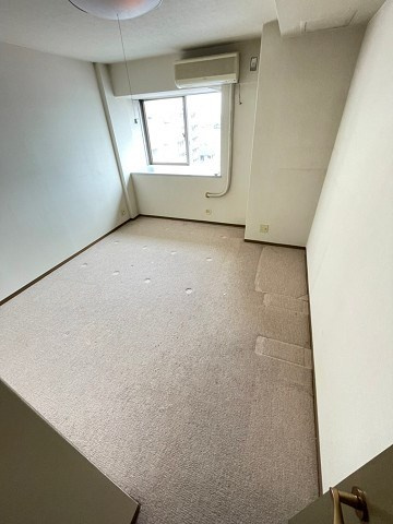 西宮市神垣町の賃貸マンションの居間・リビング