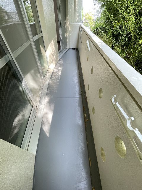 西宮市獅子ケ口町の賃貸マンションのバルコニー