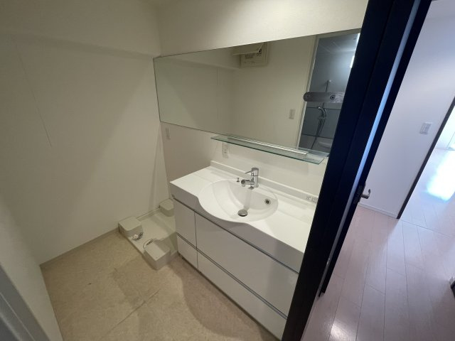 芦屋市朝日ケ丘町の賃貸マンションの洗面所